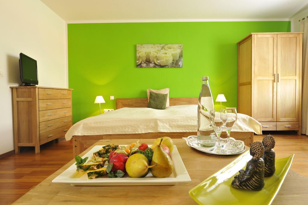 Hotel Dreimaedelhaus Espelkamp-Mittwald Стая снимка