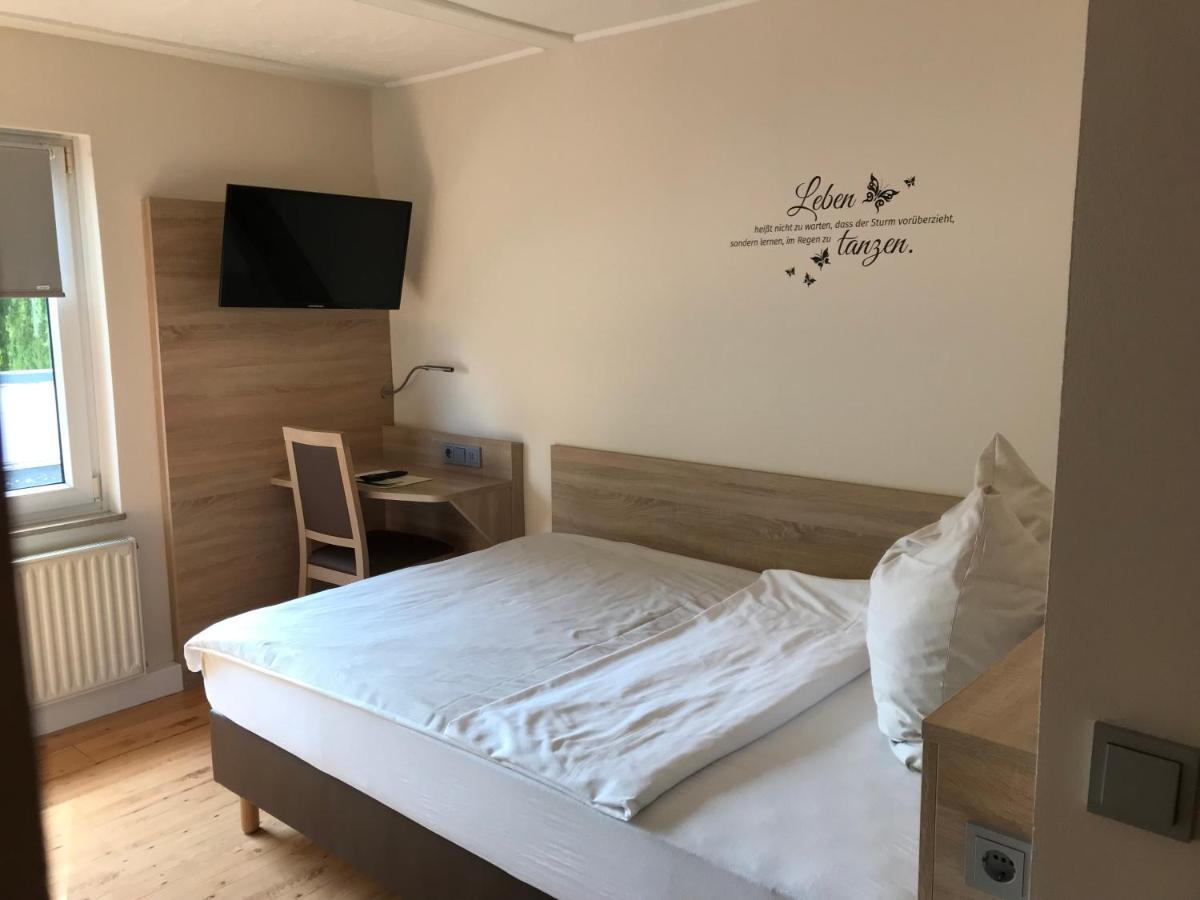 Hotel Dreimaedelhaus Espelkamp-Mittwald Екстериор снимка