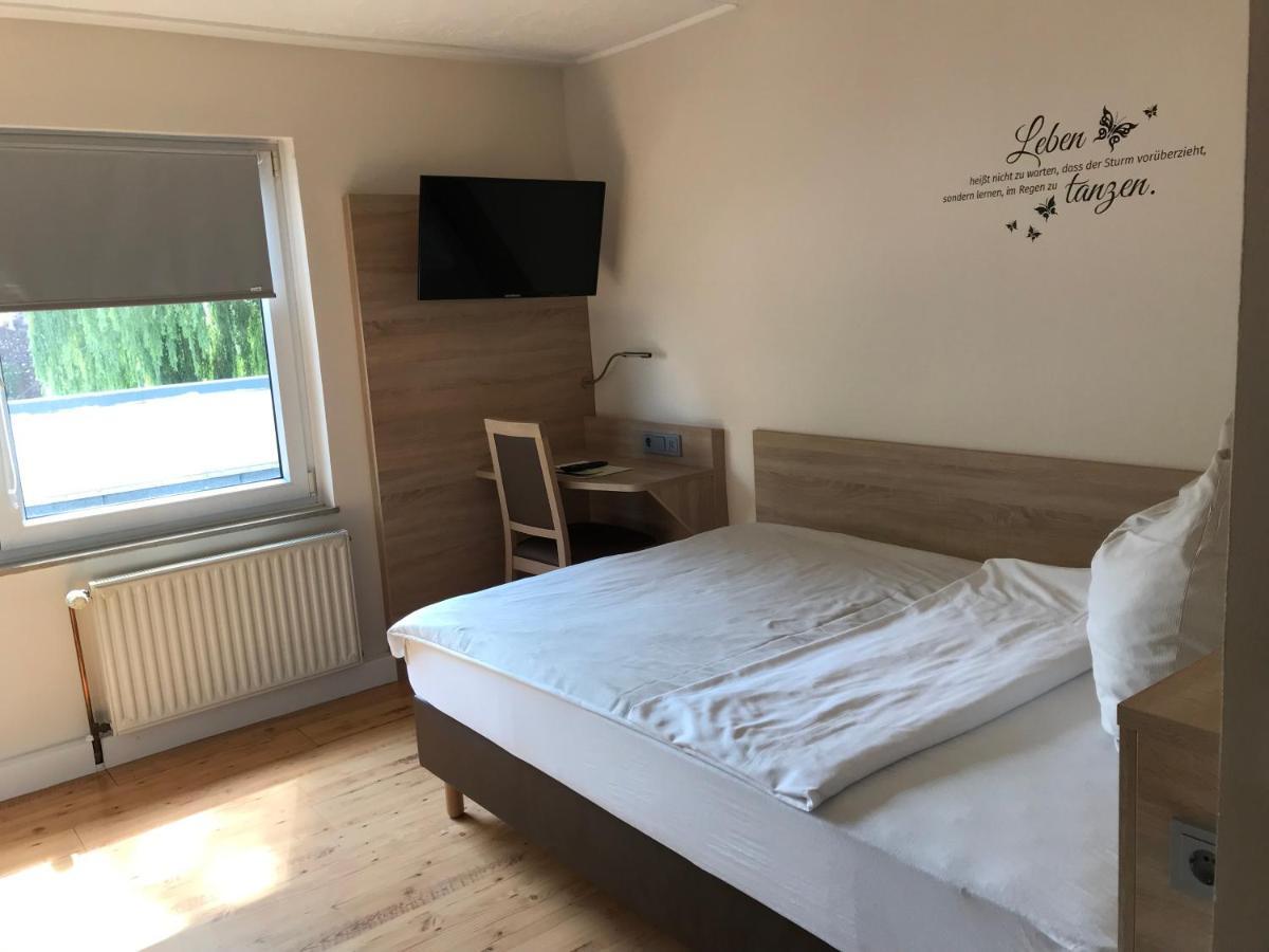 Hotel Dreimaedelhaus Espelkamp-Mittwald Екстериор снимка